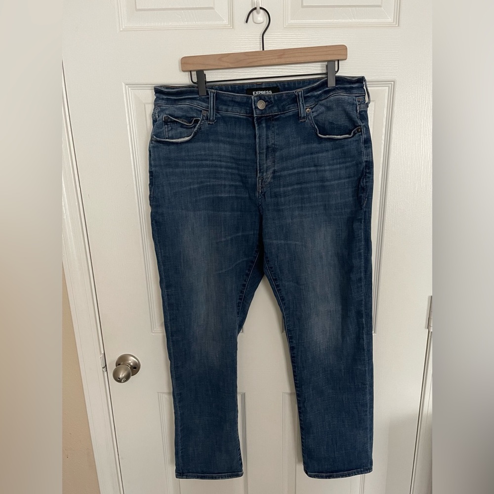 Express medium wash Classic straight hyper stretch jeans